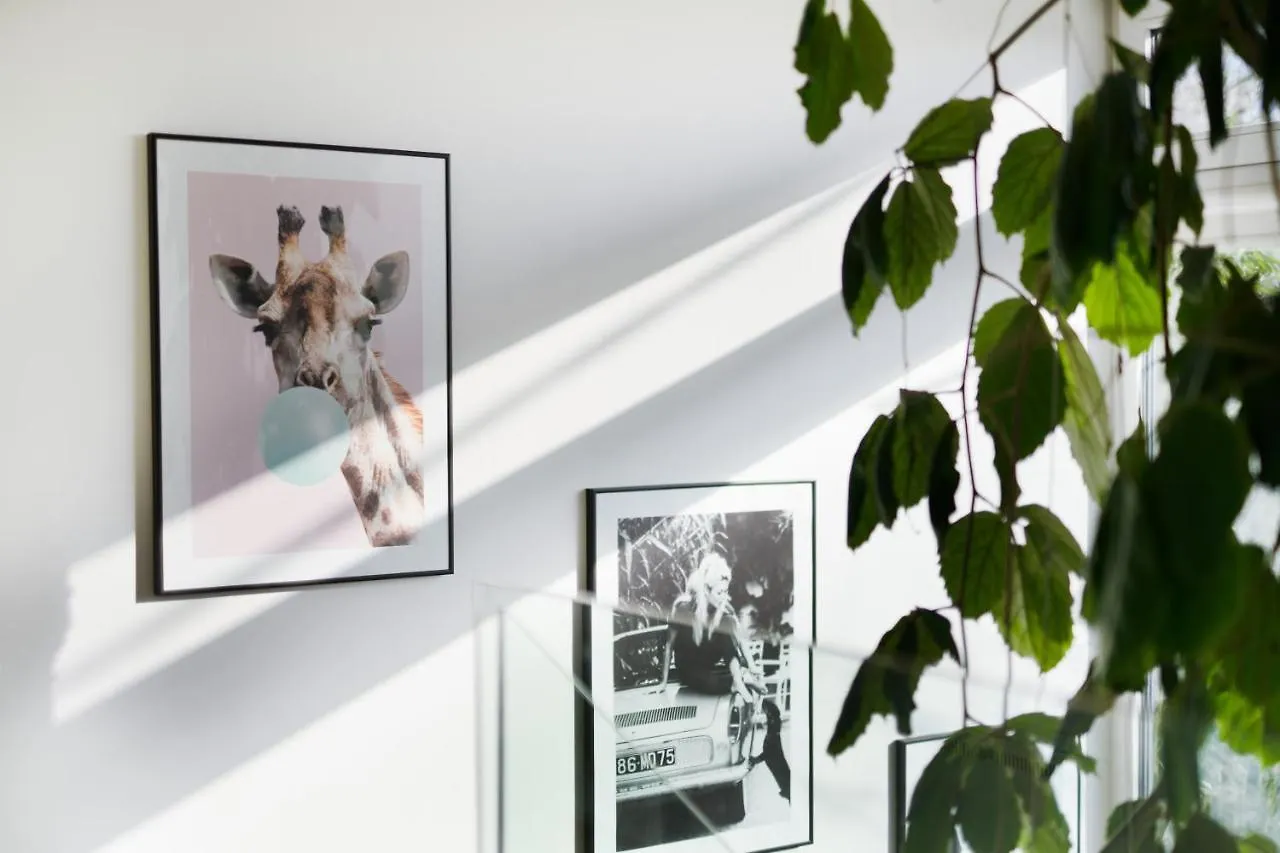 Smile Villa Mit Parkplatz, Garten Und Terrasse Im Beliebten Doebling In Wien