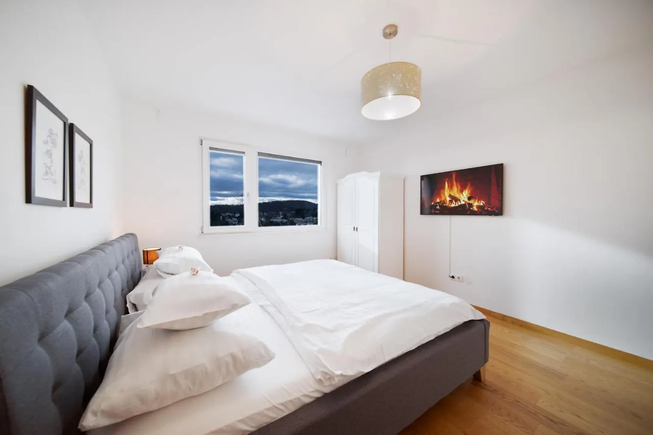Smile Villa Mit Parkplatz, Garten Und Terrasse Im Beliebten Doebling In Wien 维也纳